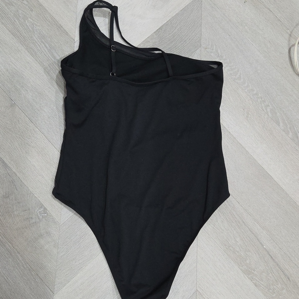 Cupshe One Piece Black Mesh Inserts Swimsuit, Large - Picture 4 of 5